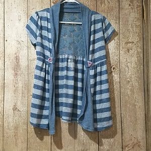 Short-sleeved sweater